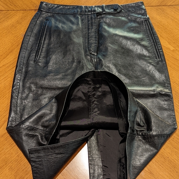 Hugo Buscati Vintage 90's Black Leather Pencil Mini Skirt in Size 2 - Picture 4 of 10